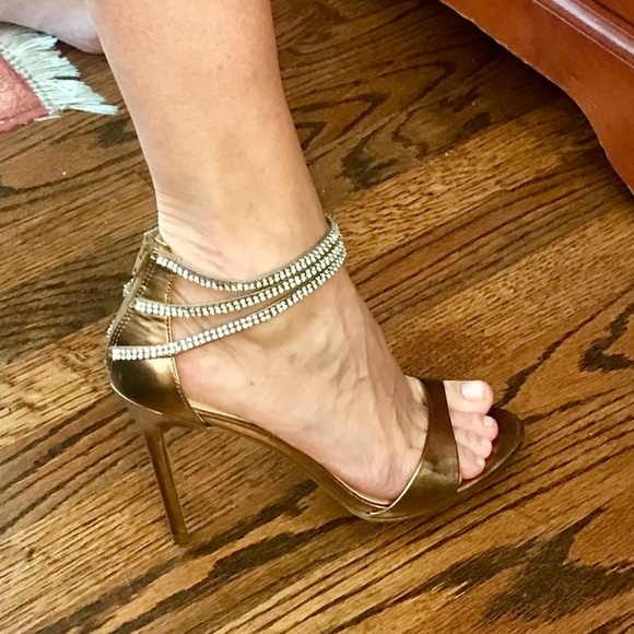 Nina Shoes - Nina Catessa Bronze Heel NWOT